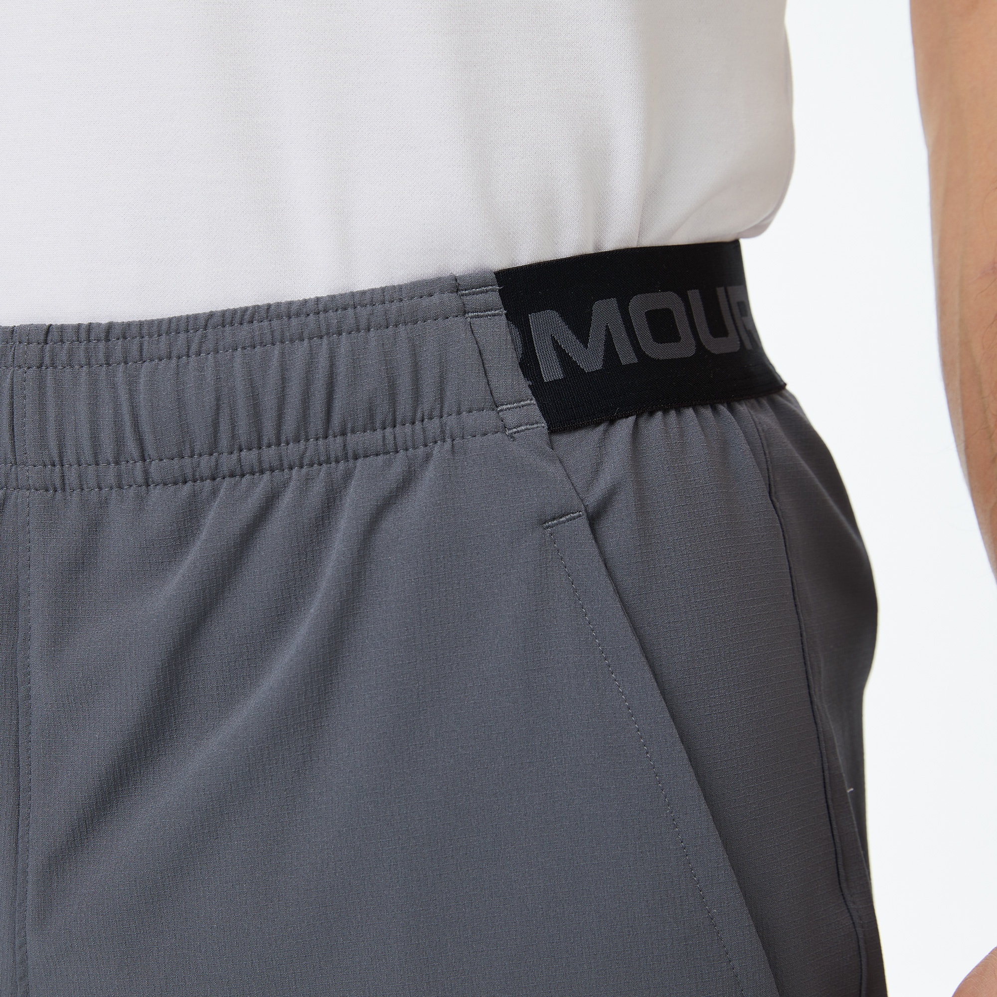 Under Armour Anish Woen 6İn Erkek Gri Antrenman Şort