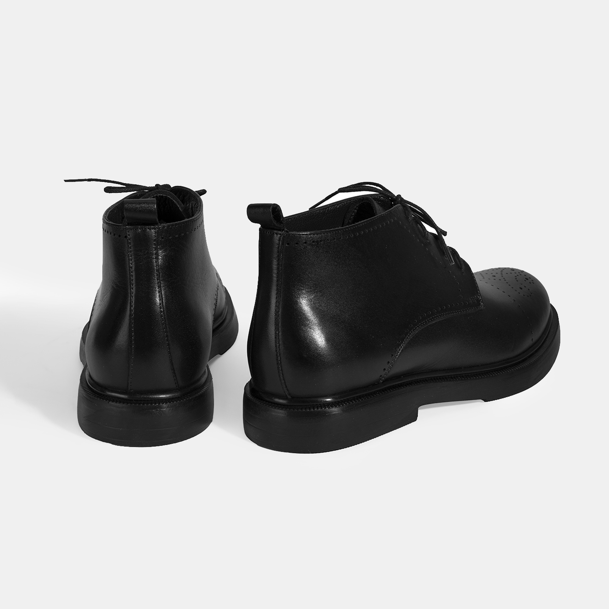 Erkek Siyah Bağcıklı Deri Bot