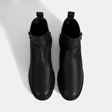  Kadın Siyah Fermuarlı Deri Bot