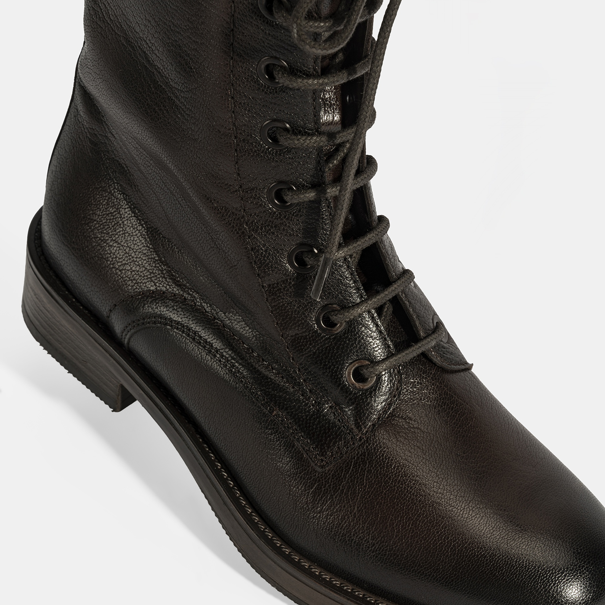 Kadın Kahve Bağcıklı Deri Postal Bot