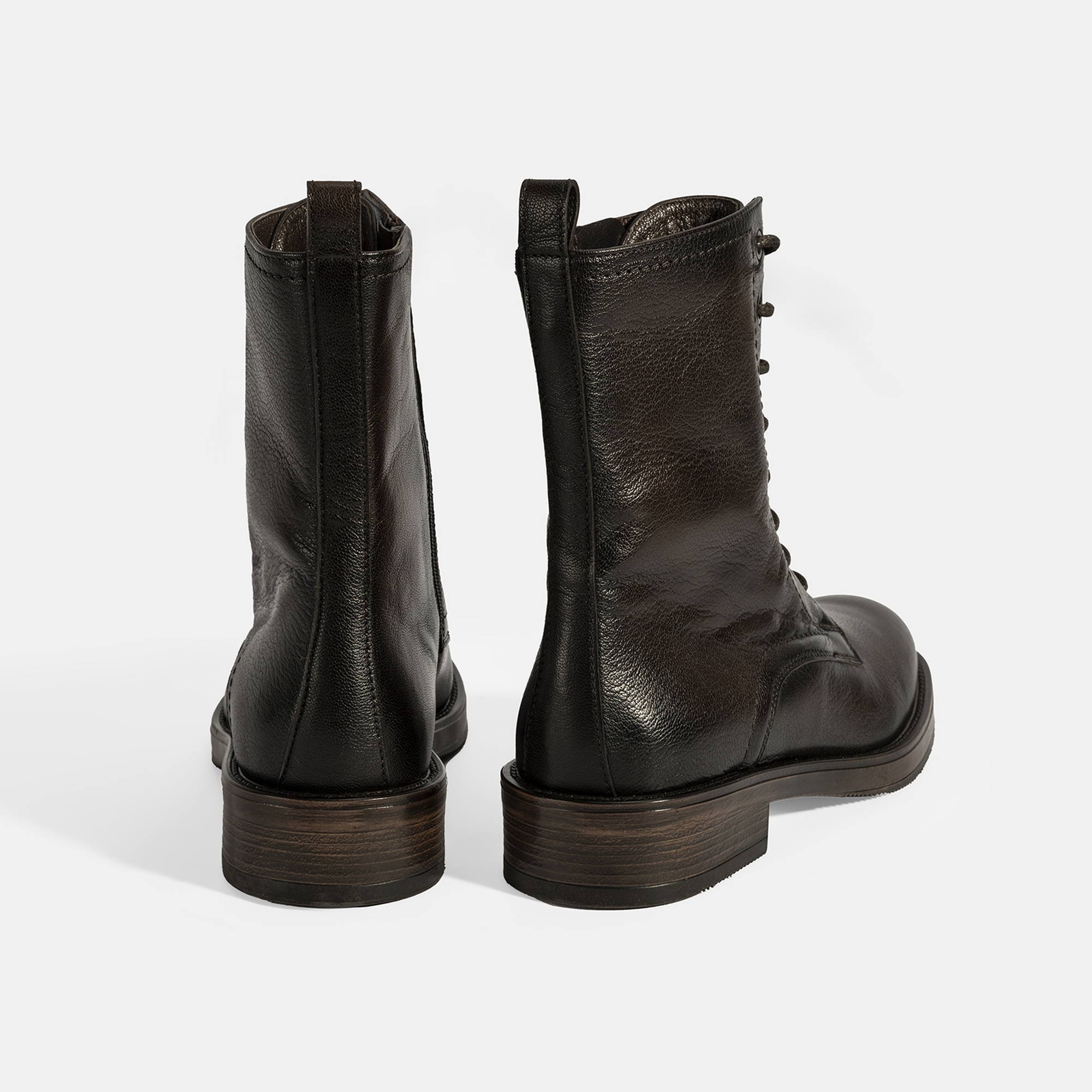 Kadın Kahve Bağcıklı Deri Postal Bot