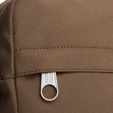  Tommy Jeans Essentials Daily Reporter Erkek Kahverengi Çapraz Çanta