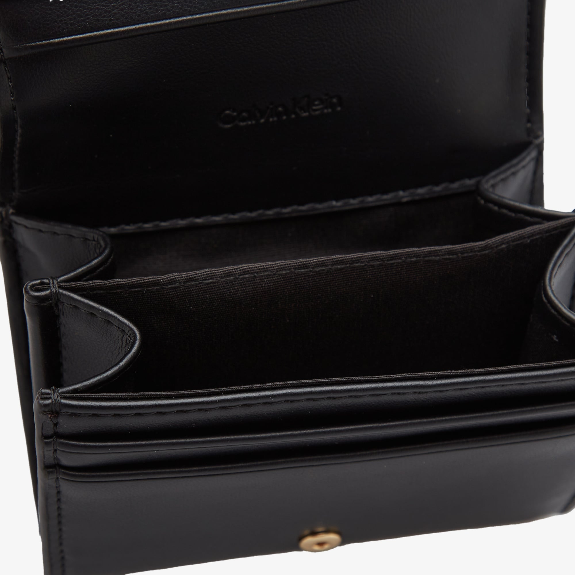 Calvin Klein Bold Medium Kadın Siyah Cüzdan