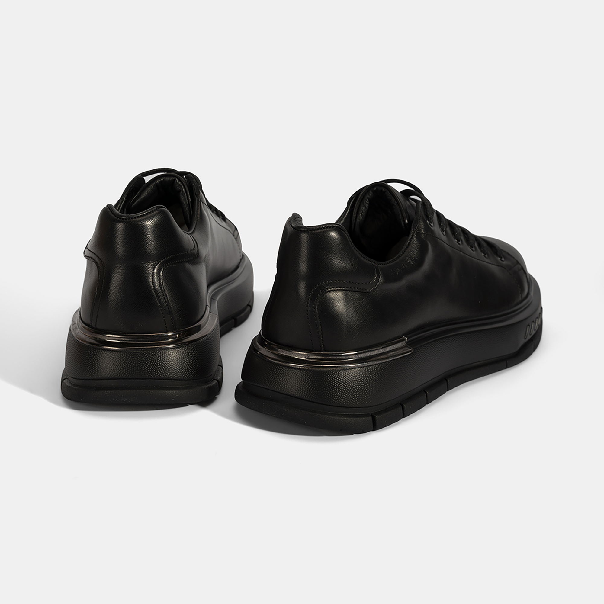 Erkek Siyah Bağcıklı Kalın Tabanlı Deri Ayakkabı