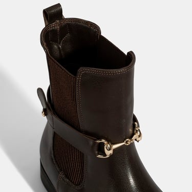  Kadın Kahve Metal Toka Aksesuarlı Bot