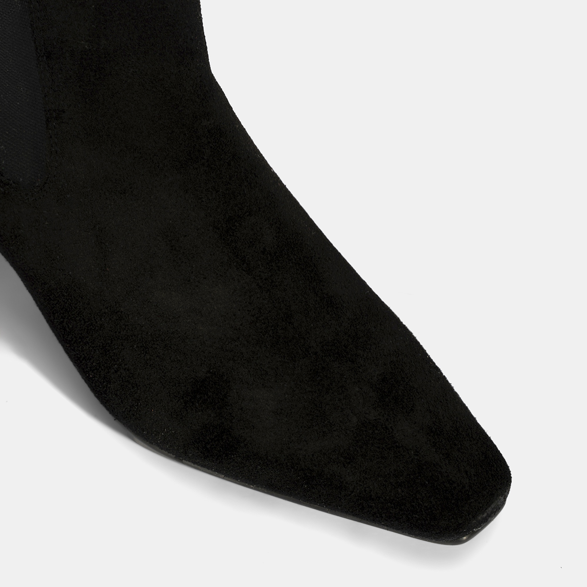 Kadın Siyah Lastikli Topuklu Süet Deri Bot