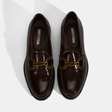  Kadın Bordo Metal Toka Aksesuarlı Rugan Loafer