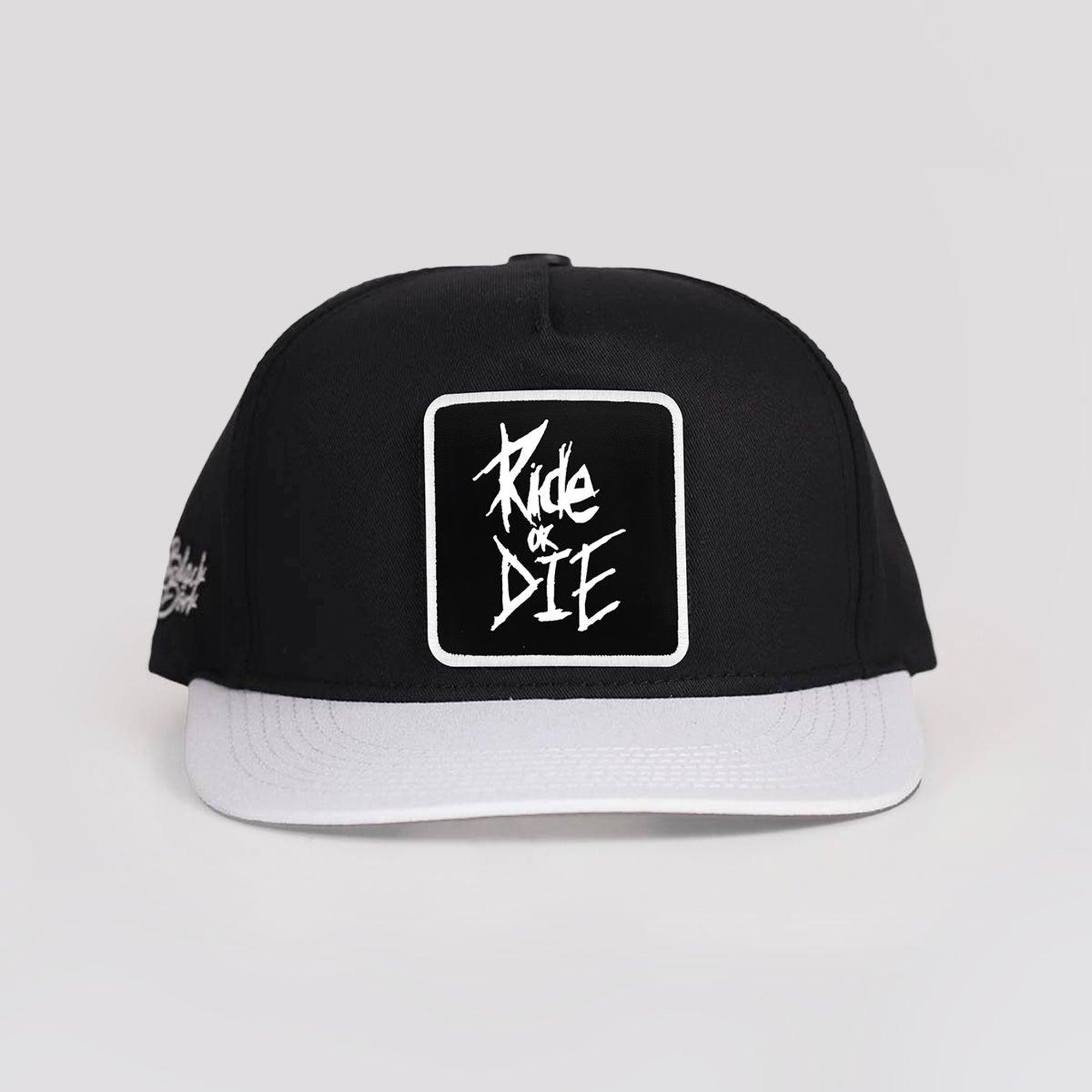 BlackBörk, DM Logolu Beyaz-Siyah Hip Hop Şapka, Unisex