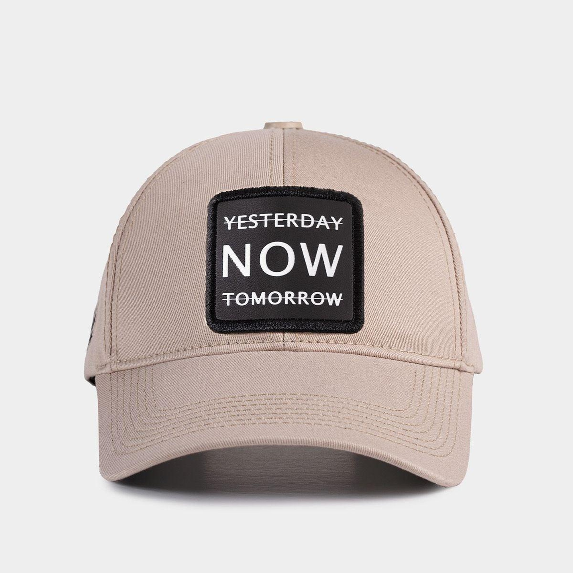 BlackBörk, Six Yesterday Now Tomorrow Logolu Bej Beyzbol Şapka, Unisex