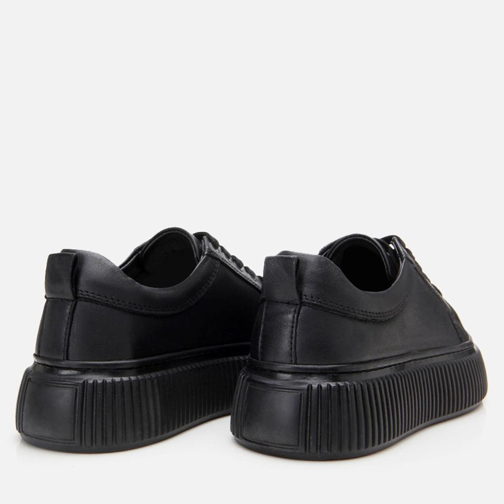 Kadın Deri Siyah Kalın Tabanlı Spor Ayakkabı