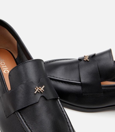  Kadın Deri Siyah Esnek Tabanlı Klasik Loafer