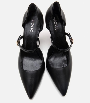  Kadın Rugan Deri Kemerli Stiletto