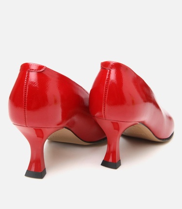  Kadın Rugan Deri Kırmızı İnce Topuklu Ayakkabı