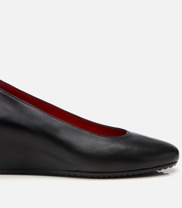  Kadın Deri Siyah Dolgu Topuklu Ayakkabı