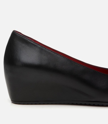  Kadın Deri Siyah Dolgu Topuklu Ayakkabı