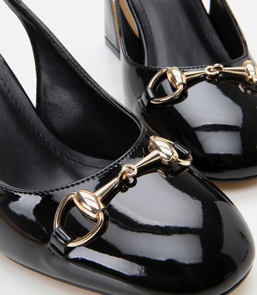  Kadın Rugan Siyah Arkası Açık Kalın Topuklu Ayakkabı