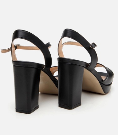  Kadın Deri Siyah Kalın Topuklu Sandalet