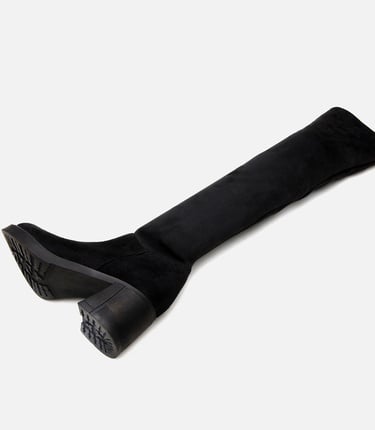  Kadın Siyah Diz Üstü Çizme