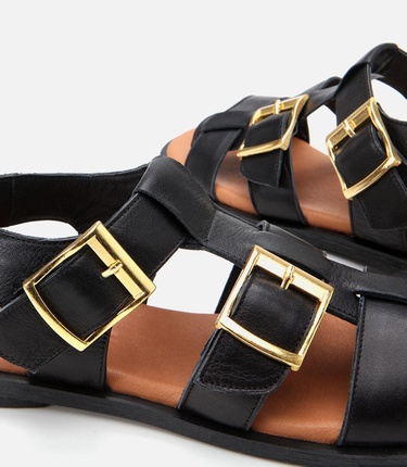  Kadın Deri Siyah Kemerli Düz Sandalet