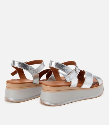  Kadın Deri Lame Dolgu Topuklu Sandalet