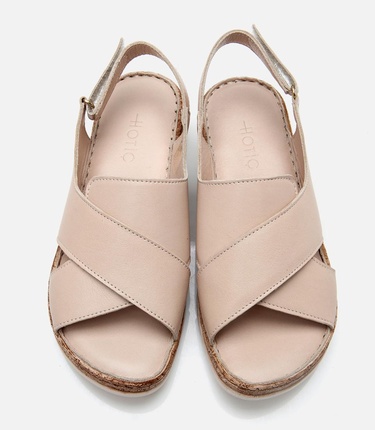  Kadın Deri Bej Ayarlanabilir Comfort Sandalet