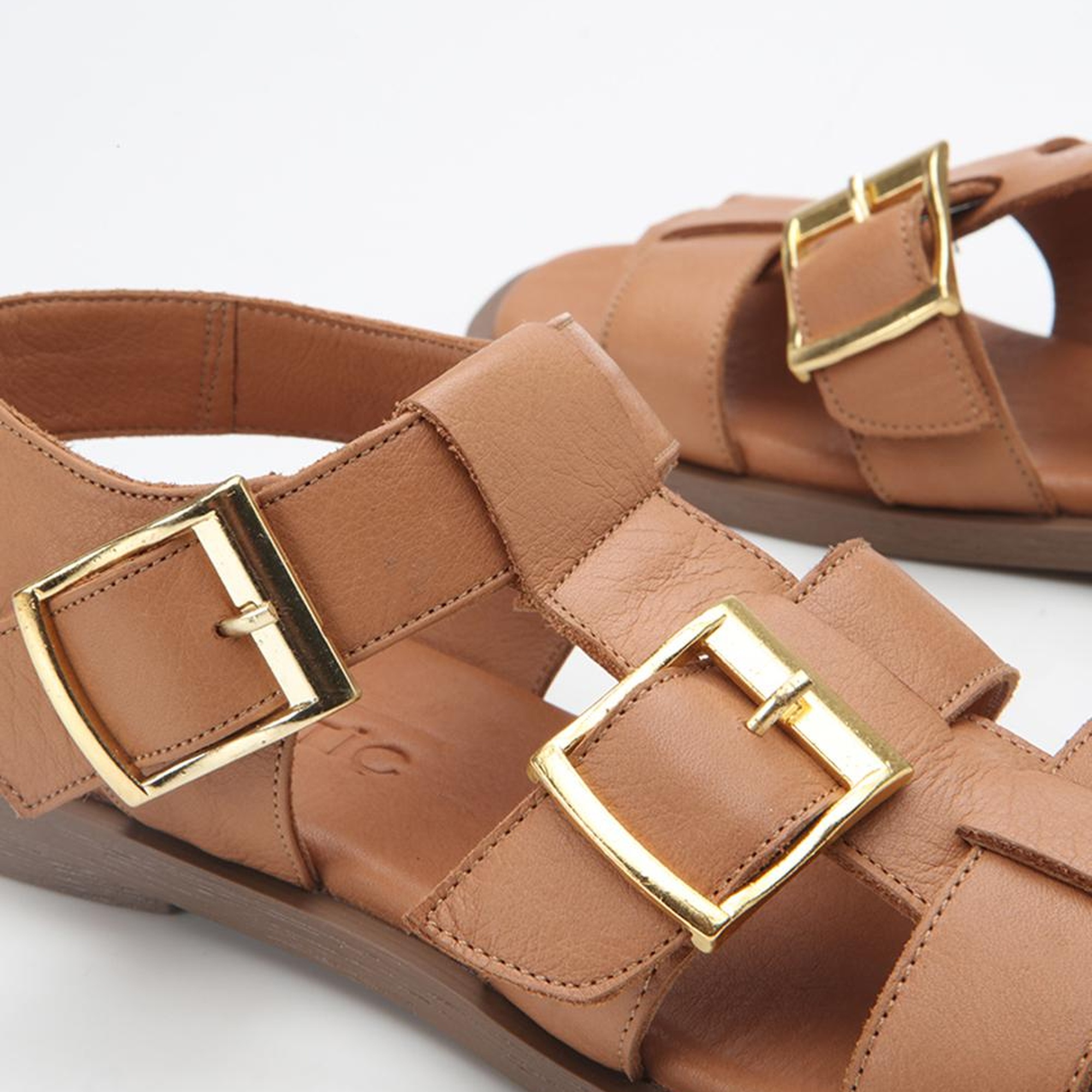 Kadın Deri Taba Kemerli Düz Sandalet