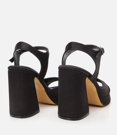  Kadın Siyah Abiye Yüksek Topuklu Sandalet