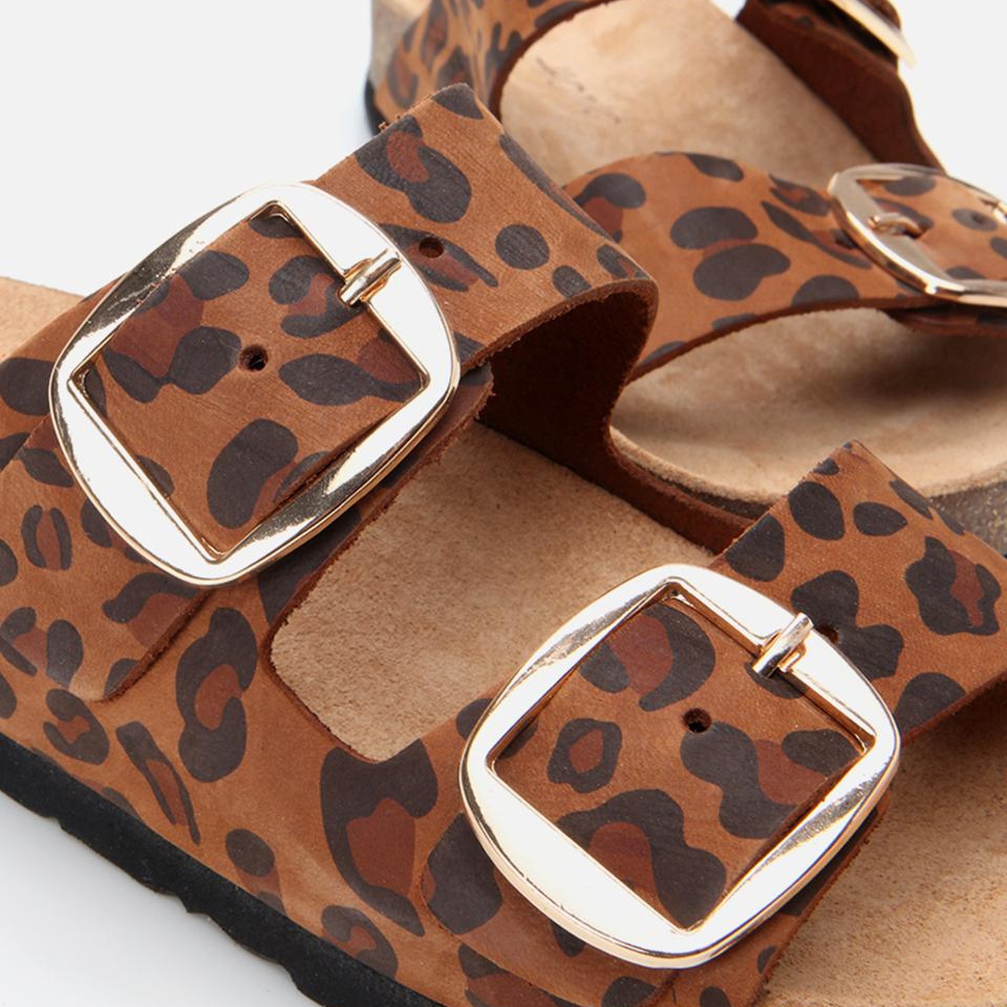 Kadın Süet Deri Taba Leopar Desenli Kemerli Düz Terlik