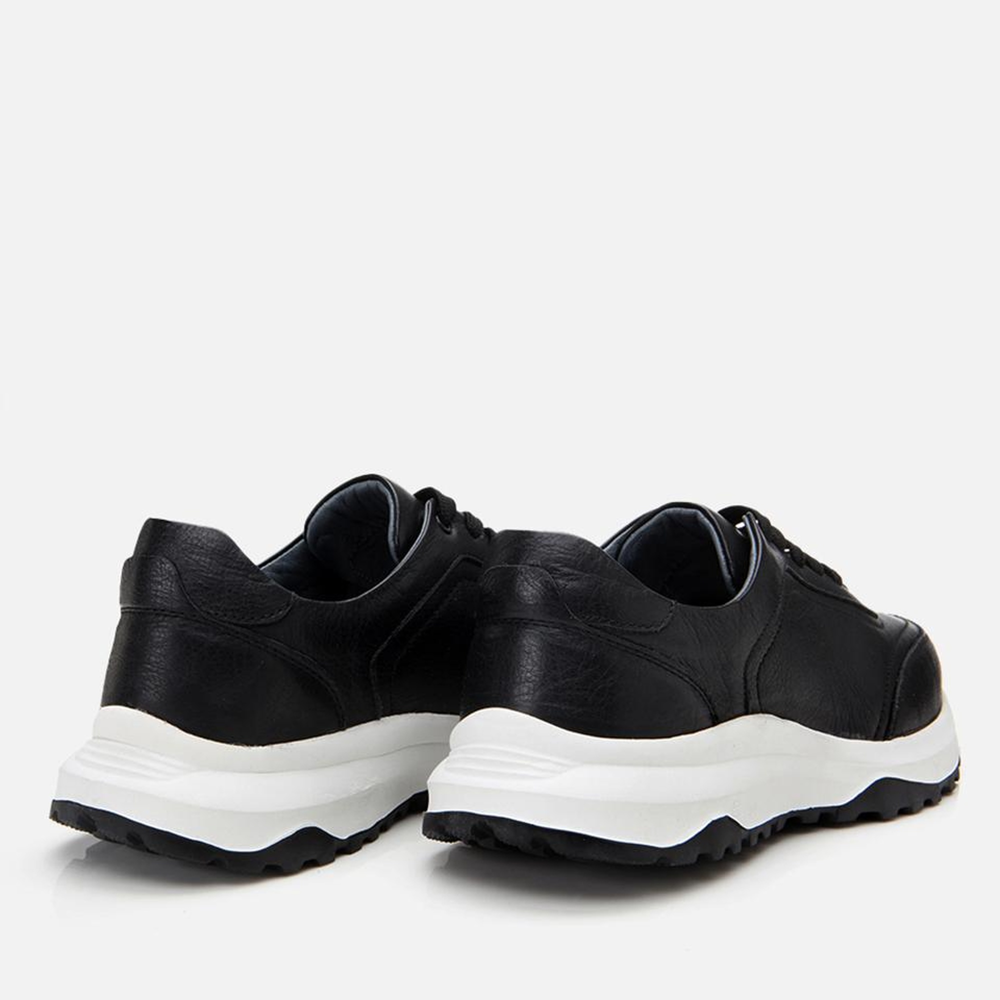 Erkek Deri Siyah Yumuşak Tabanlı Spor Ayakkabı