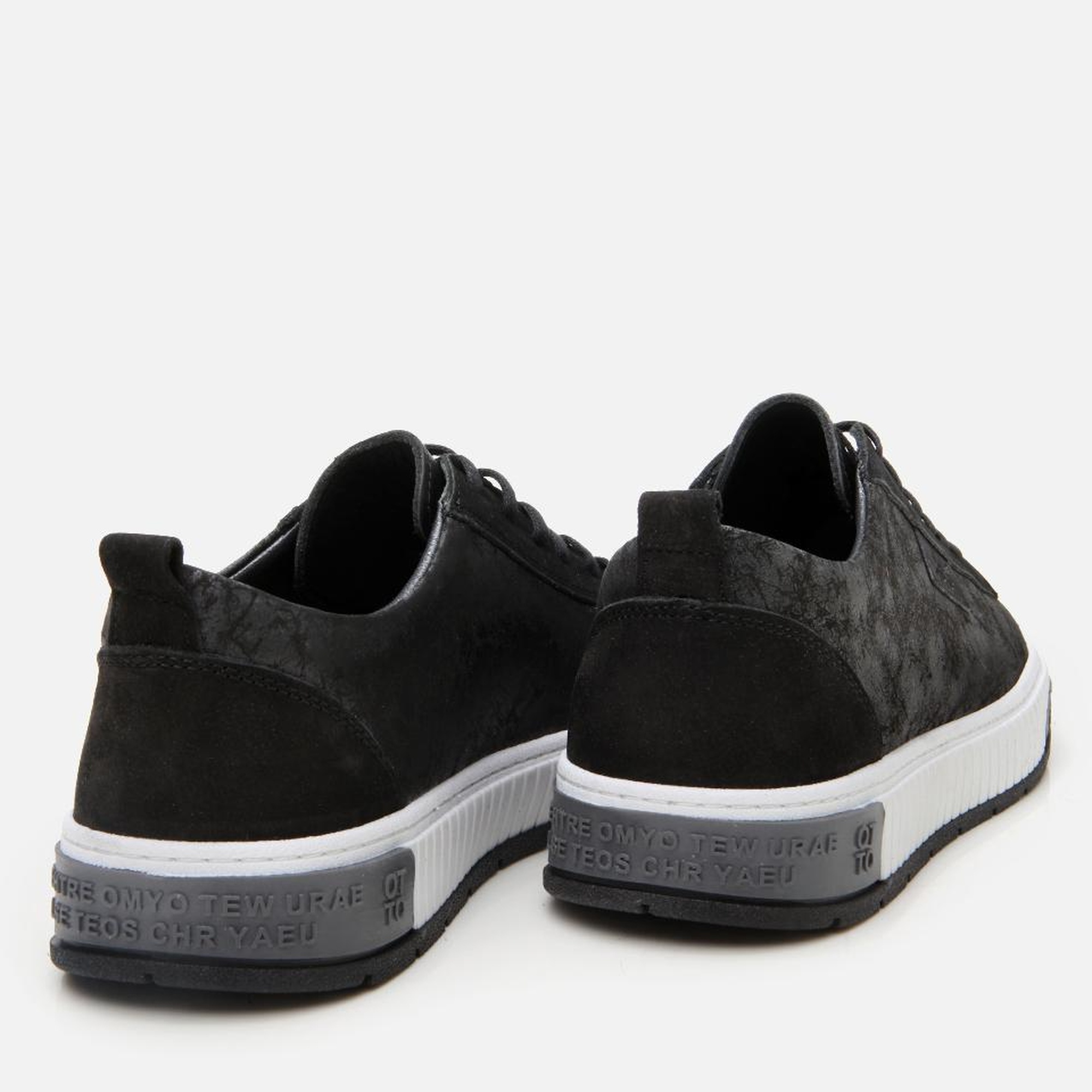 Erkek Deri Siyah Baskılı Spor Ayakkabı