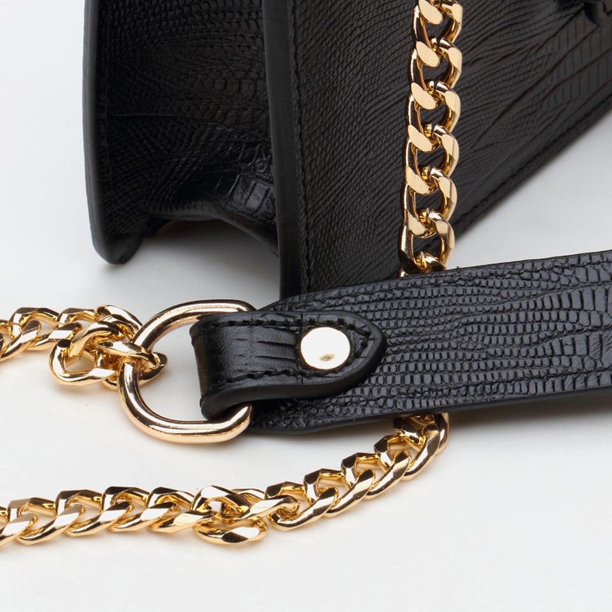 Kadın Deri Siyah Omuz Çantası