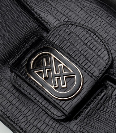  Kadın Deri Siyah Omuz Çantası