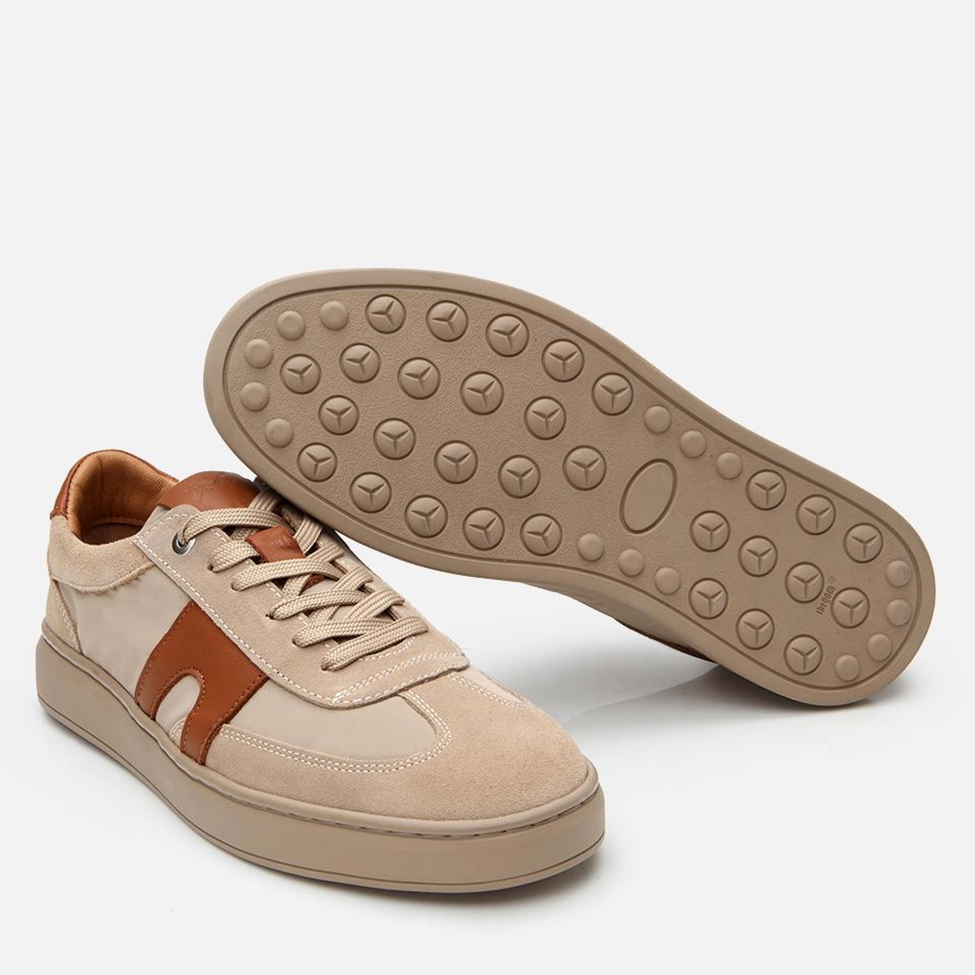 Erkek Deri Bej Ultra Hafif Tabanlı Spor Ayakkabı