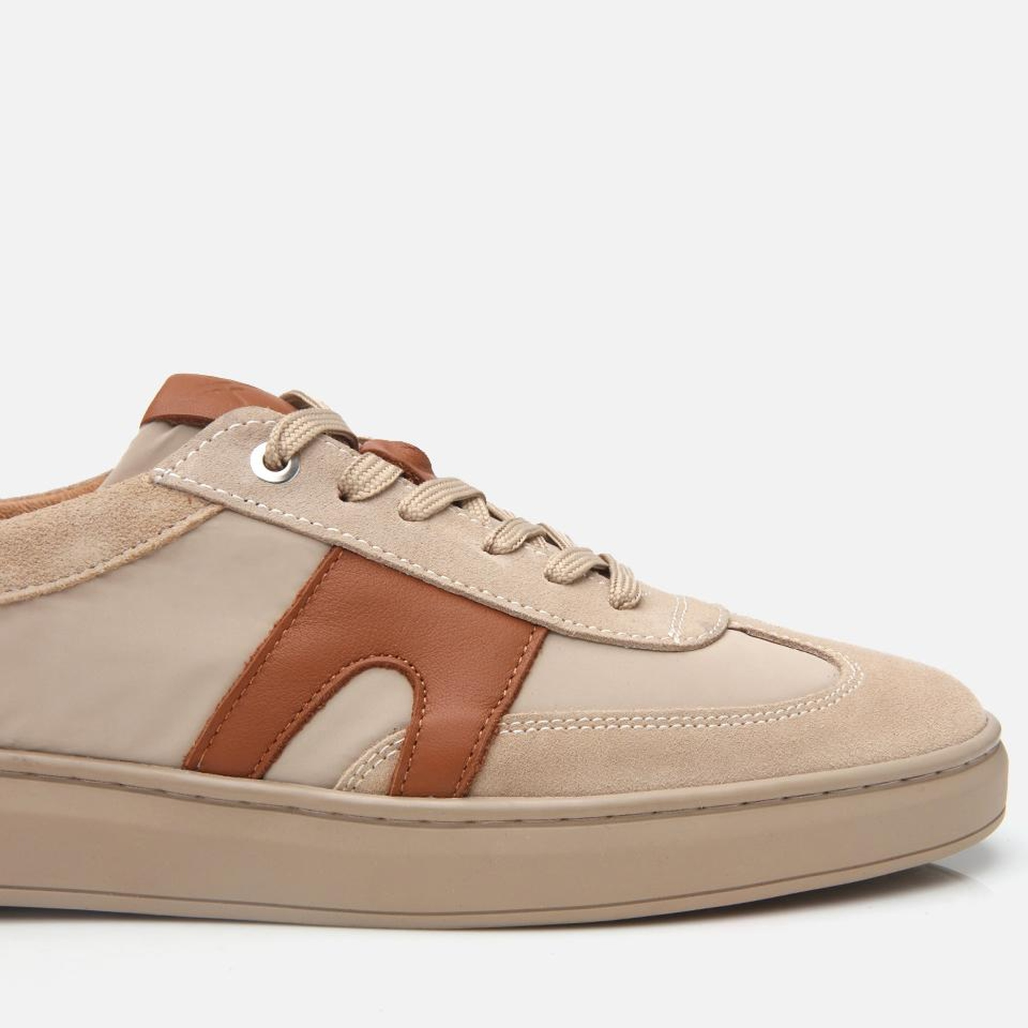 Erkek Deri Bej Ultra Hafif Tabanlı Spor Ayakkabı