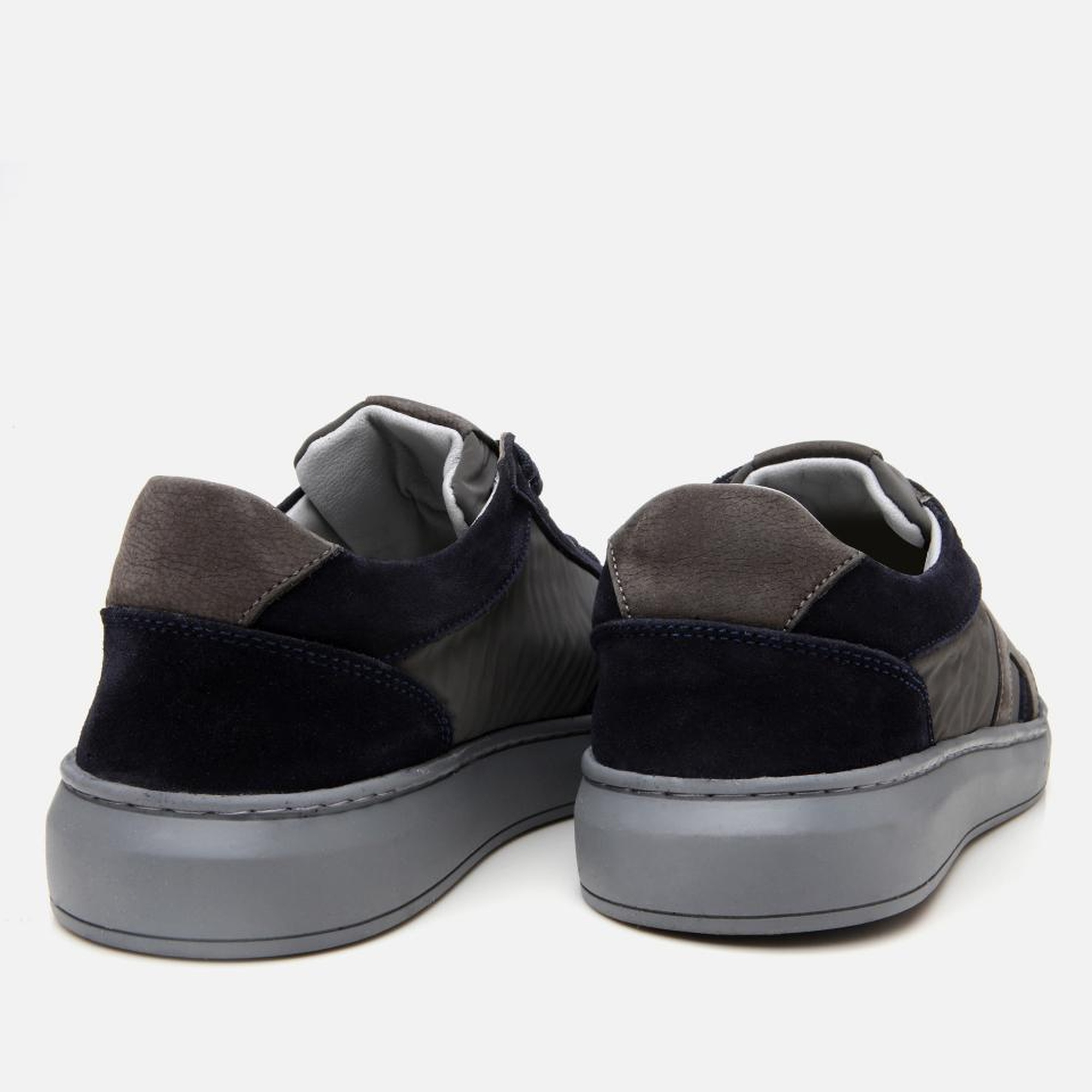 Erkek Deri Lacivert Ultra Hafif Tabanlı Spor Ayakkabı