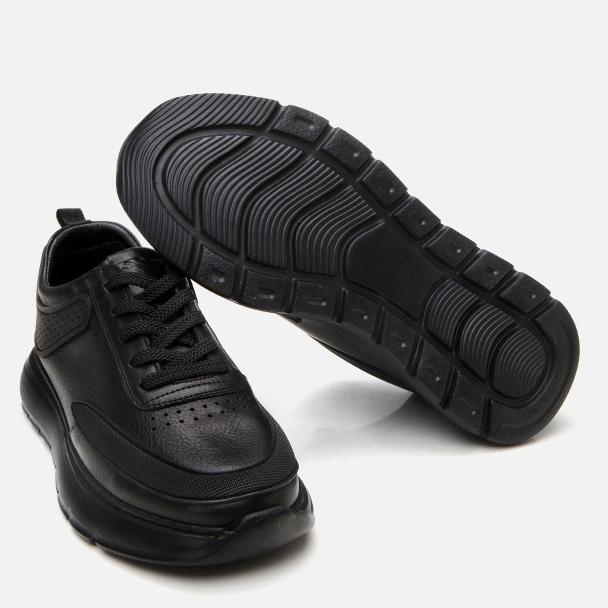 Erkek Deri Siyah Ultra Hafif Tabanlı Spor Ayakkabı