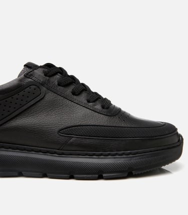  Erkek Deri Siyah Ultra Hafif Tabanlı Spor Ayakkabı