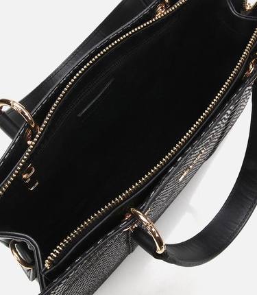  Kadın Siyah Omuz Çantası