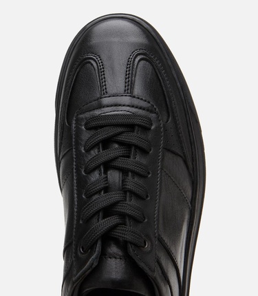  Erkek Deri Siyah Spor Ayakkabı