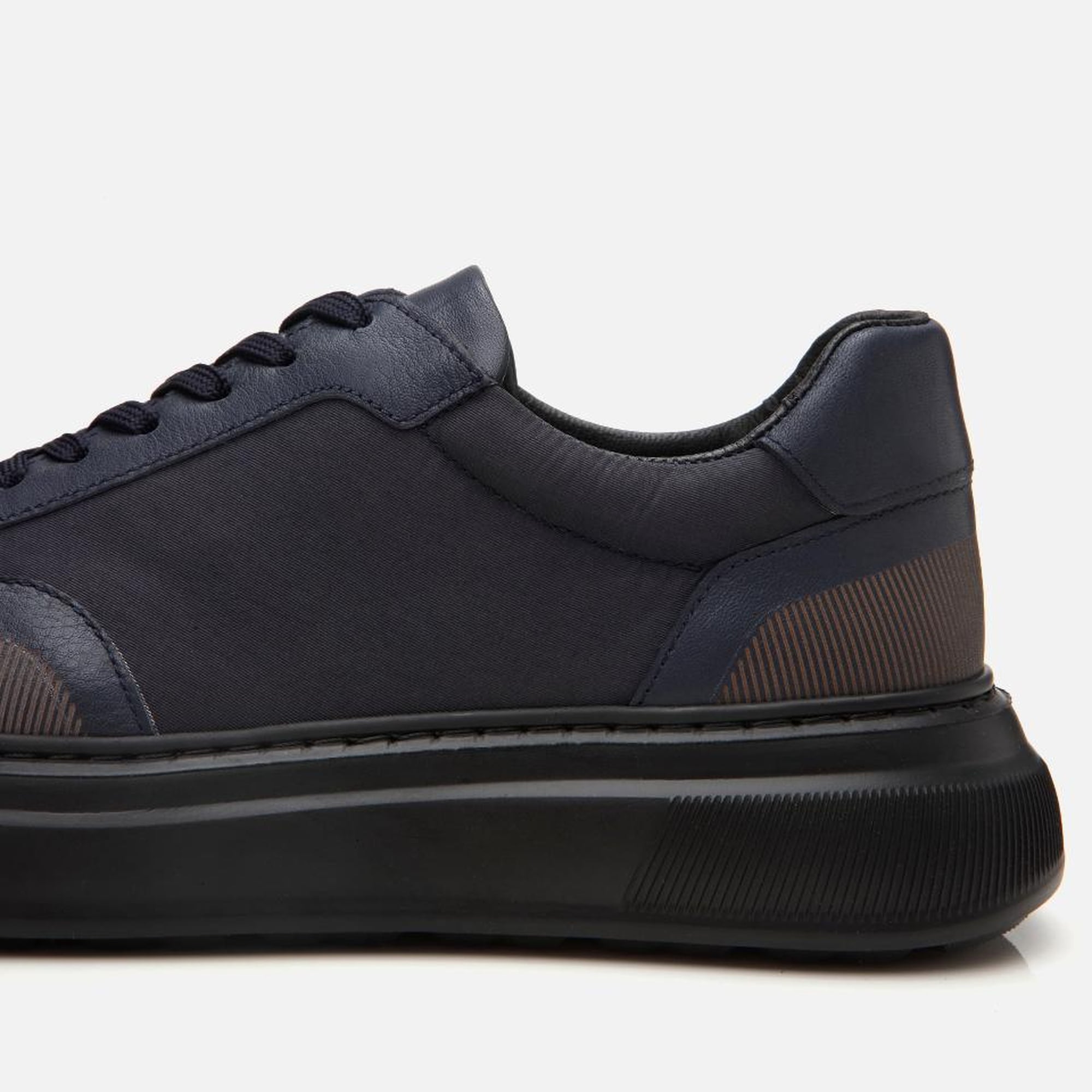 Erkek Deri Lacivert Ultra Hafif Tabanlı Spor Ayakkabı