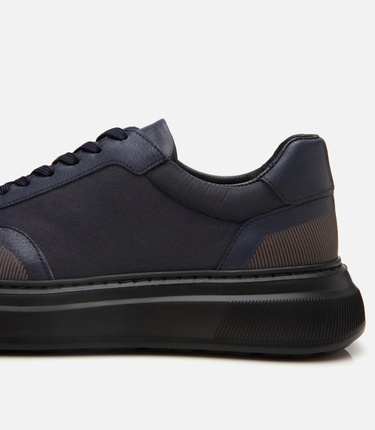  Erkek Deri Lacivert Ultra Hafif Tabanlı Spor Ayakkabı