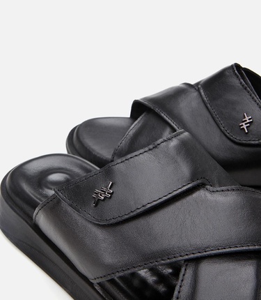  Erkek Deri Siyah Ayarlanabilir Terlik