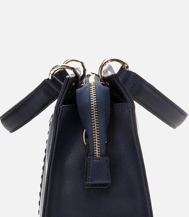  Kadın Lacivert Omuz Çantası