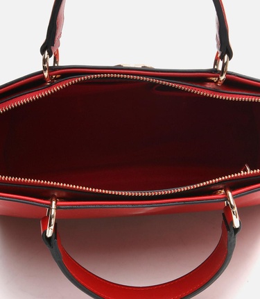  Kadın Kırmızı Omuz Çantası
