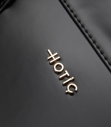  Kadın Siyah Omuz Çantası