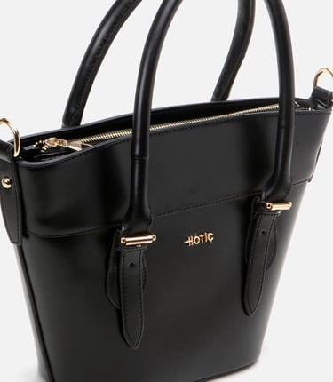  Kadın Siyah Omuz Çantası