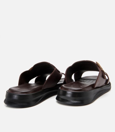  Erkek Deri Kahverengi Hafif Tabanlı Kemer Detaylı Terlik