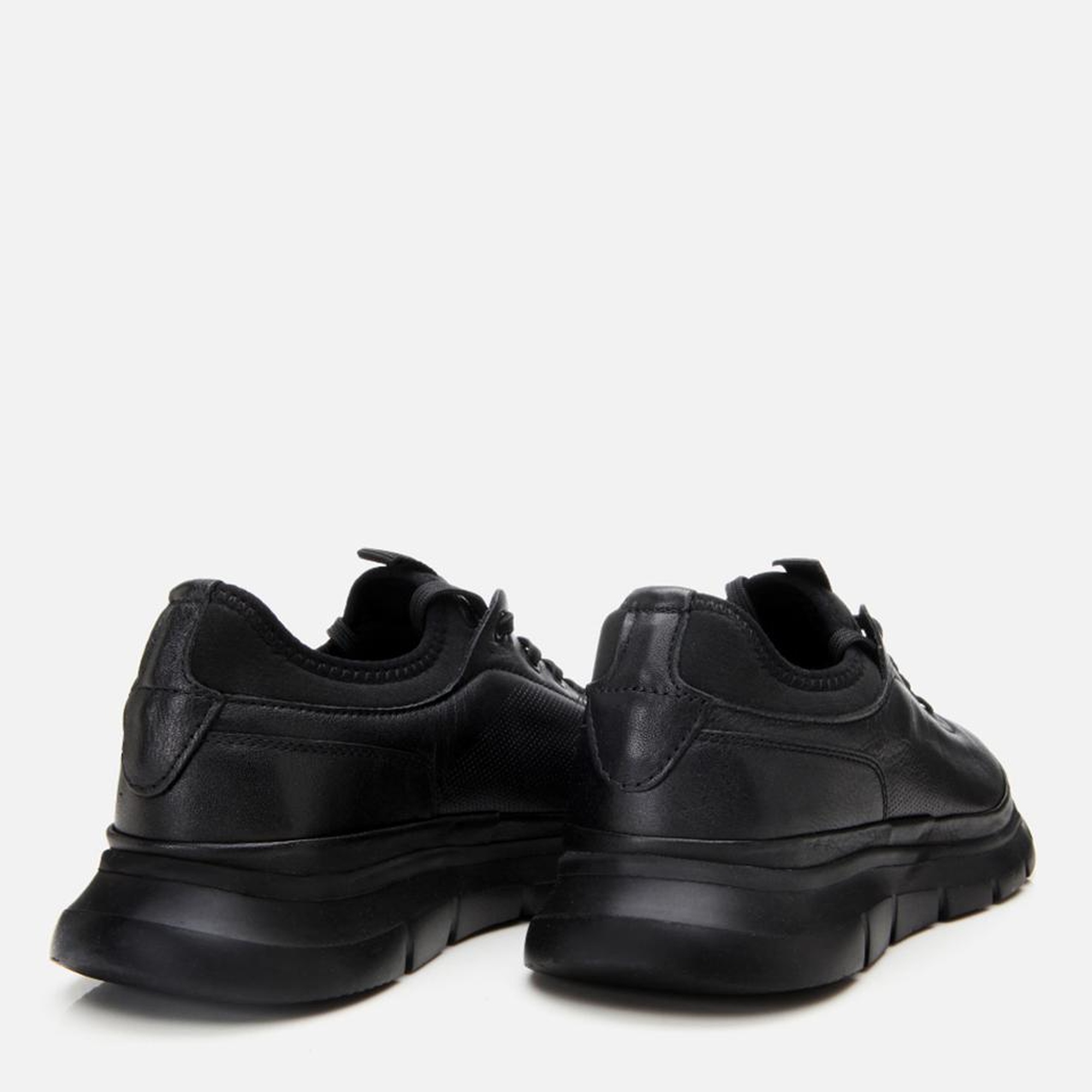 Erkek Deri Siyah Ultra Hafif Tabanlı Spor Ayakkabı