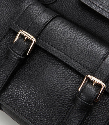  Kadın Deri Siyah Omuz Çantası