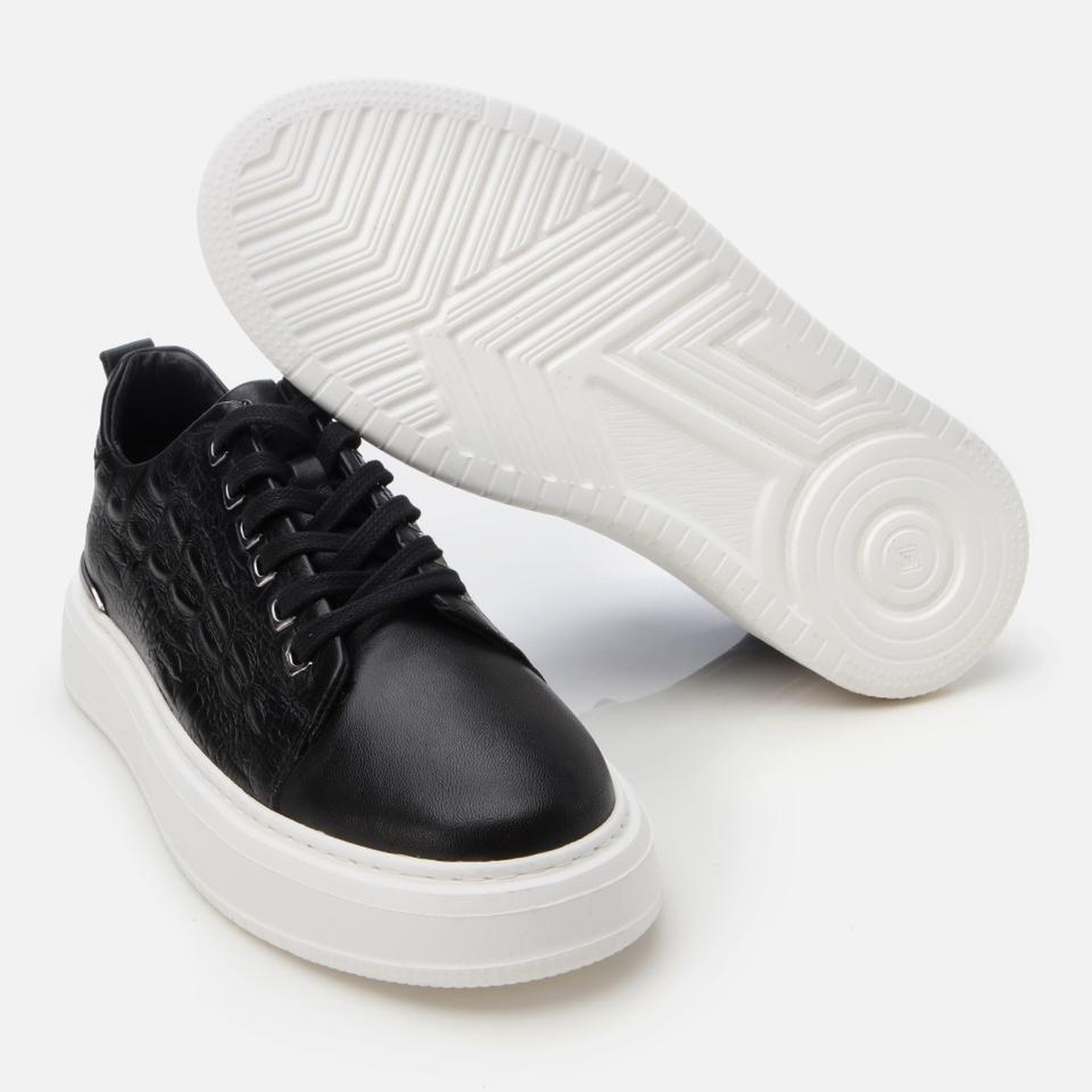 Erkek Deri Siyah Ultra Hafif Tabanlı Spor Ayakkabı